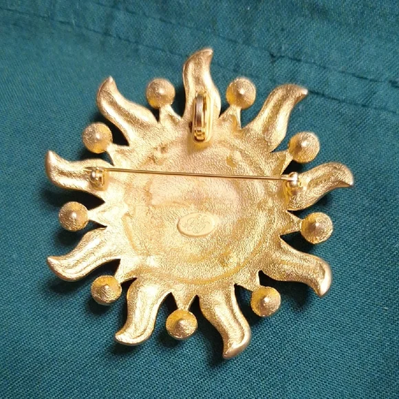 Kirks Folly Gold Sunburst Brooch with Clear Accents - Picture 2 of 3